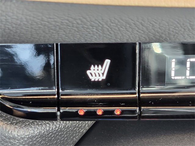 Certified 2024 Chevrolet Blazer Premier w/ Driver Confidence II Package image 30