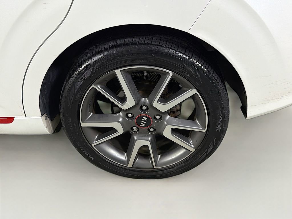 Used 2021 Kia Soul GT-Line FWD image 28