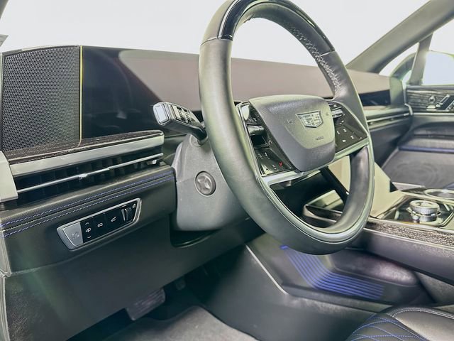 New 2026 Cadillac Escalade IQL Sport 1 w/ LPO, ONYX Package image 6
