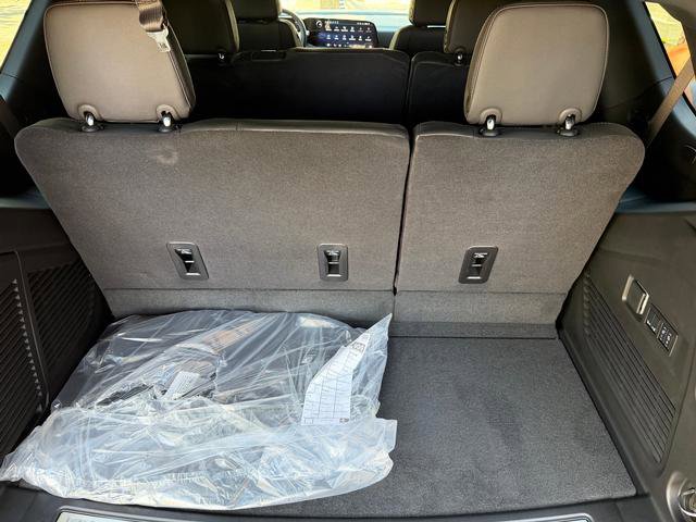 New 2026 Chevrolet Tahoe RST w/ Comfort Package image 11