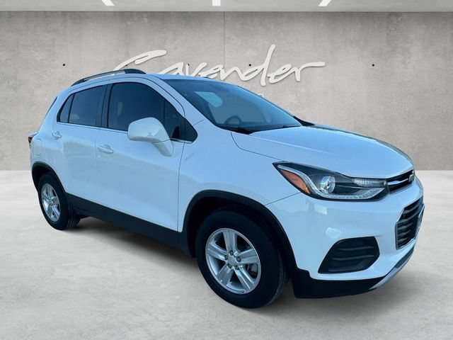 Used 2020 Chevrolet Trax LT FWD image 2