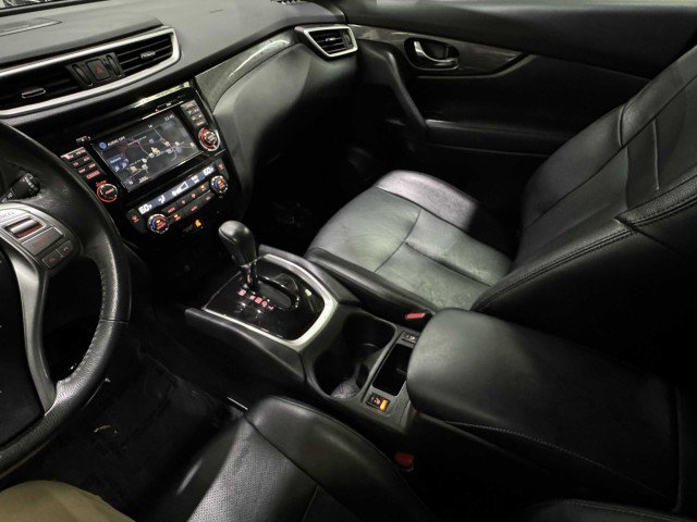 Used 2016 Nissan Rogue SL w/ SL Premium Package image 42