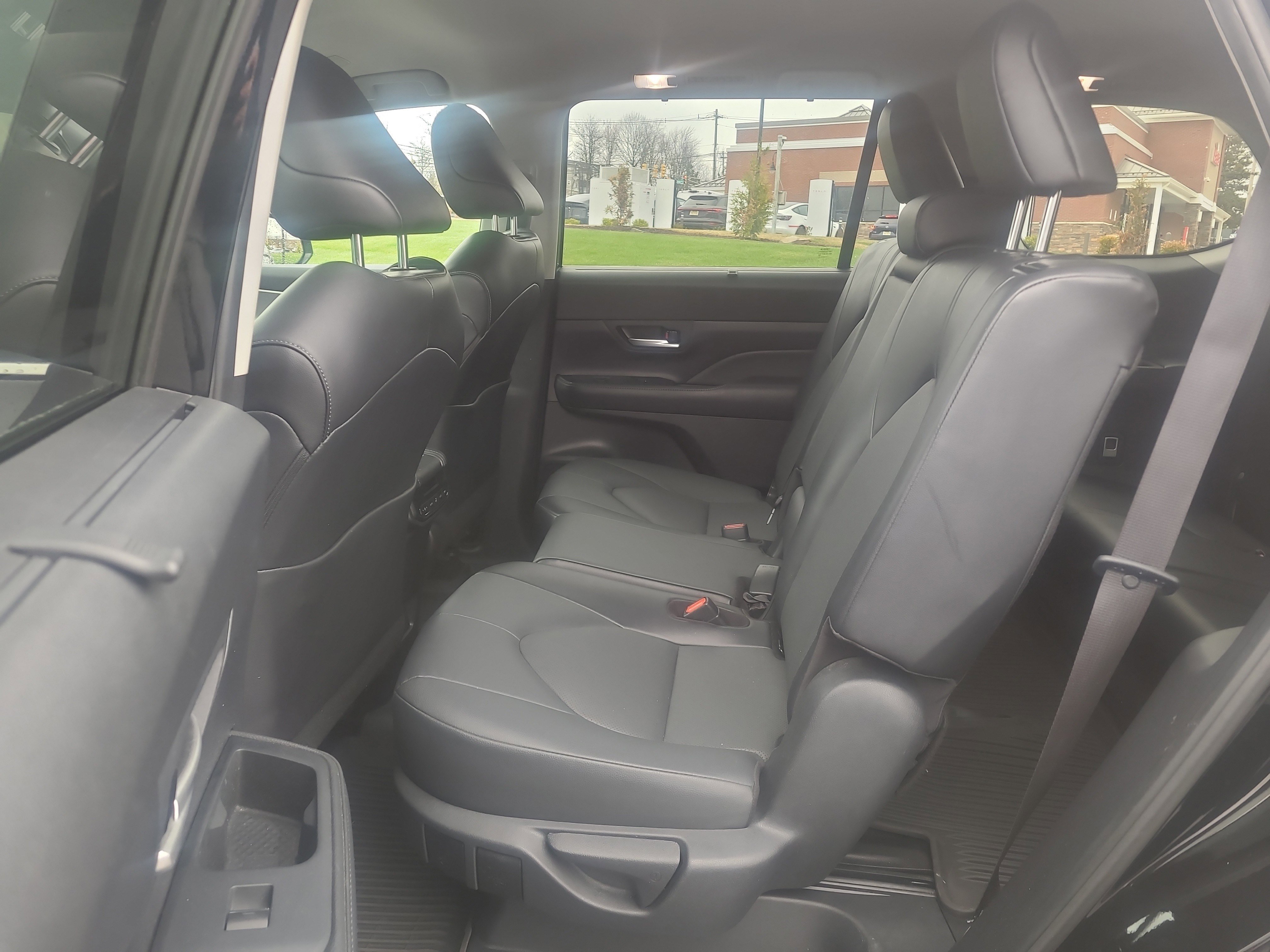 Certified 2024 Toyota Grand Highlander XLE image 27