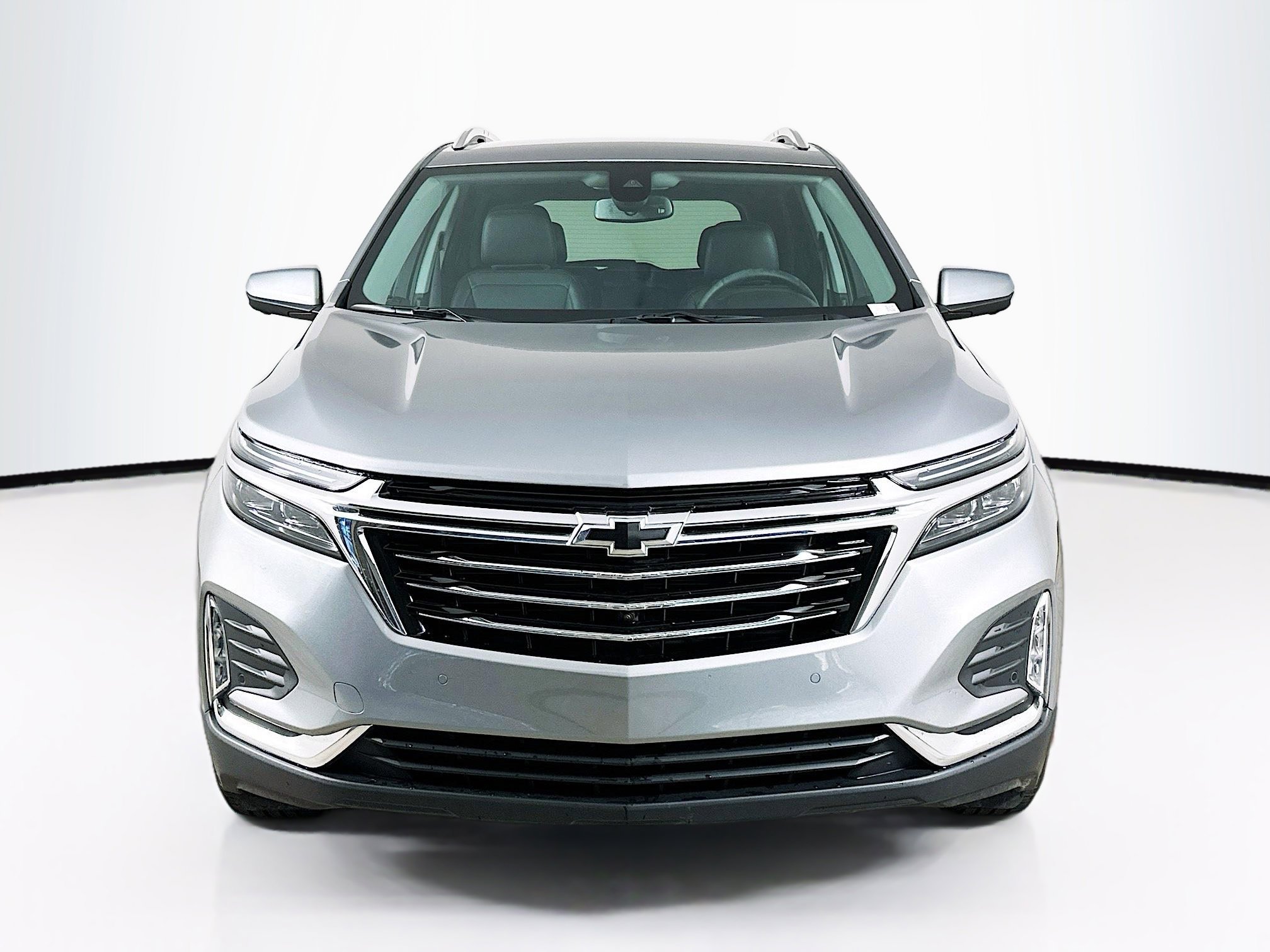 Used 2024 Chevrolet Equinox Premier image 2