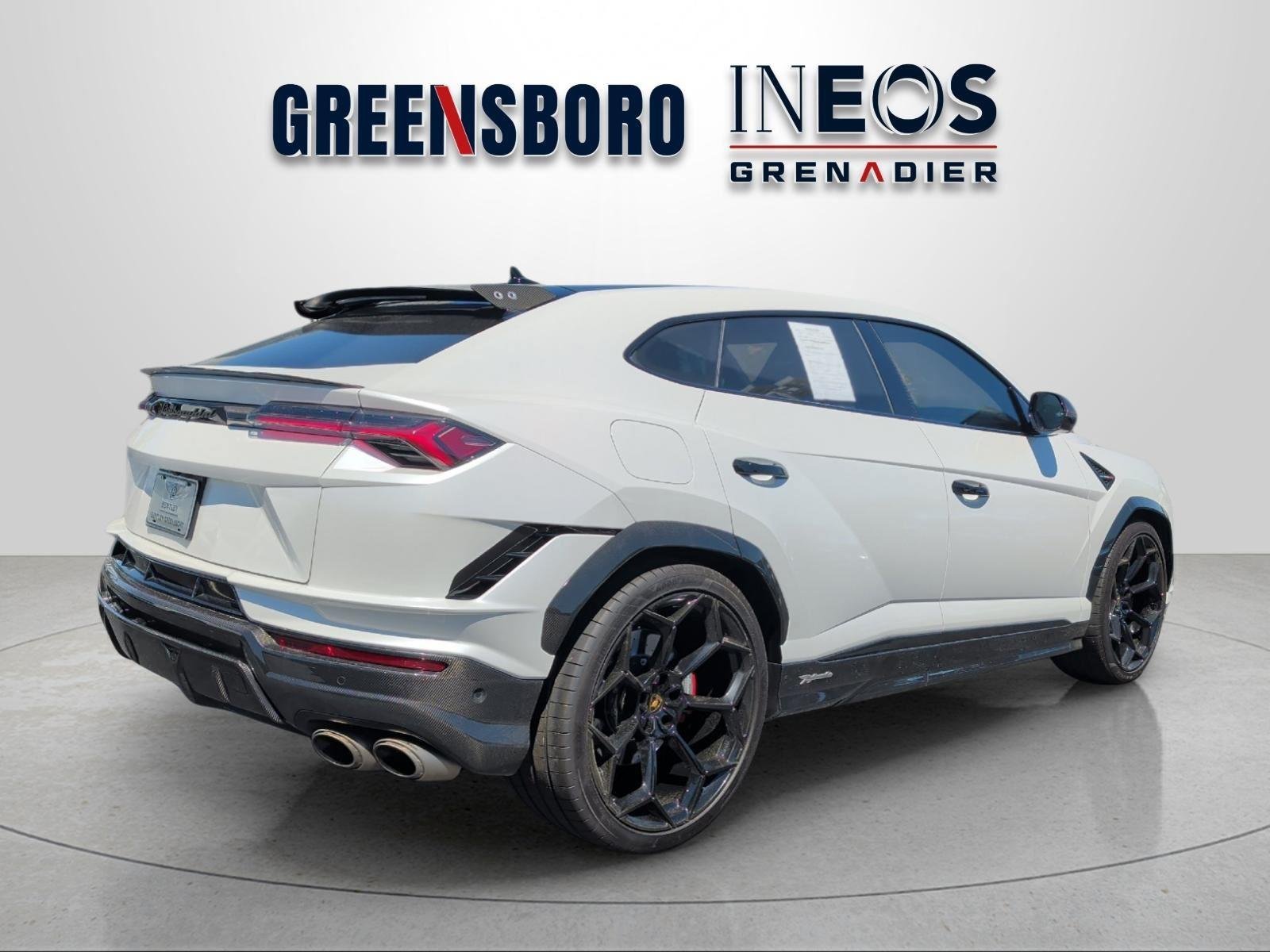 Used 2023 Lamborghini Urus Performante AWD/4WD image 5