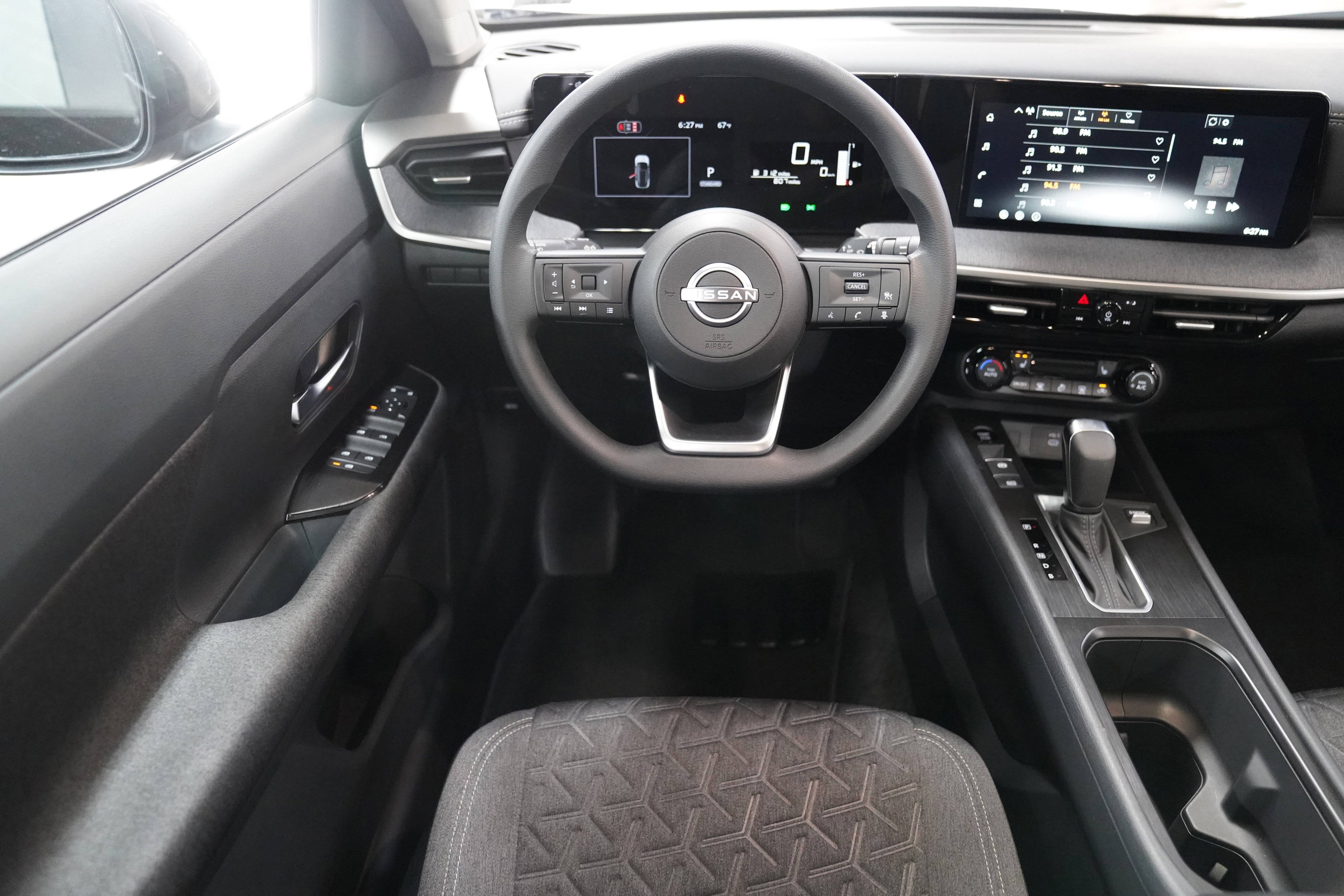 Used 2026 Nissan Kicks SV w/ SV Premium Package AWD/4WD image 12