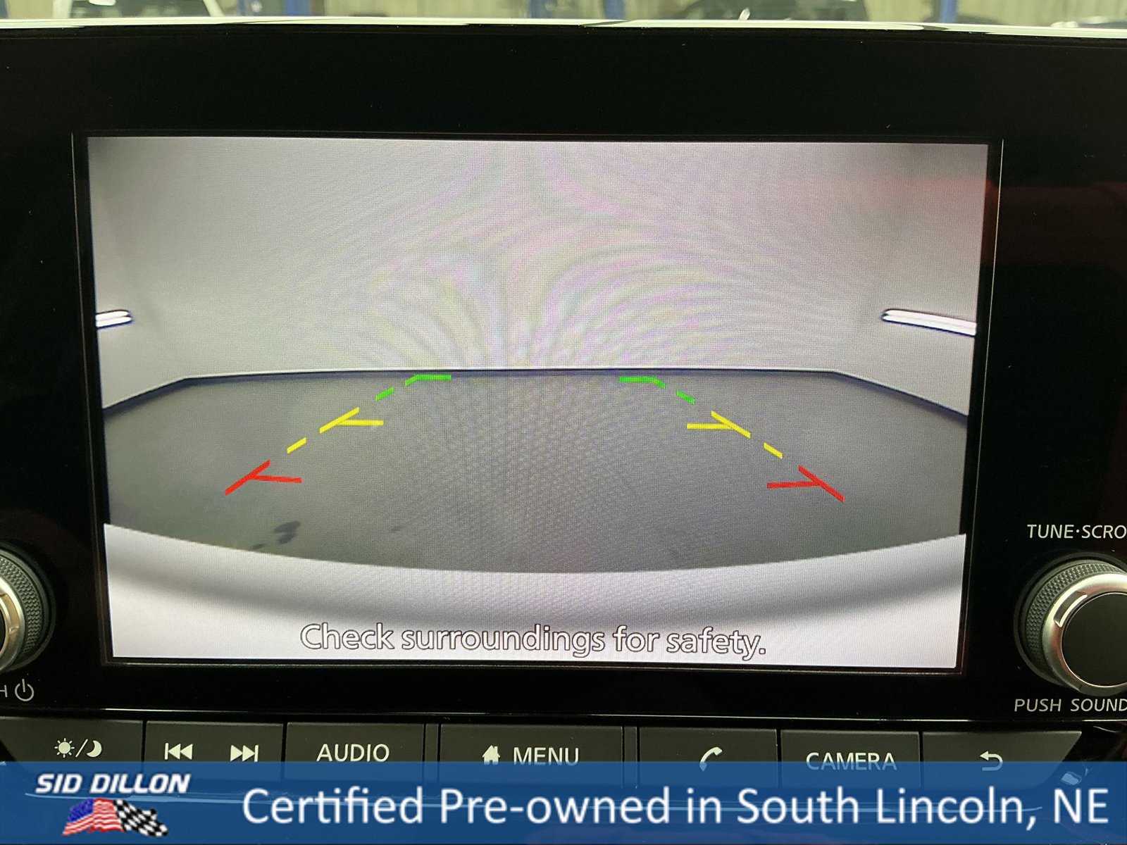 Used 2023 Nissan Pathfinder SV image 7