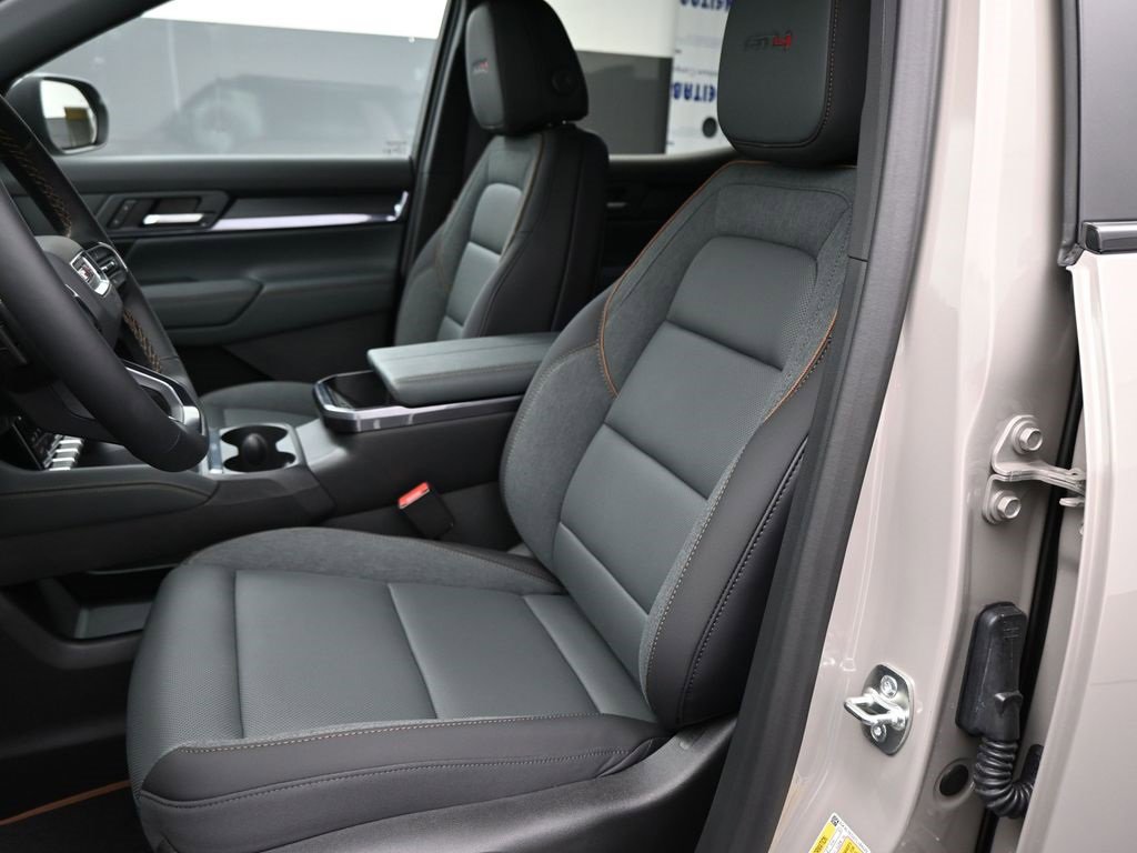 New 2026 GMC Terrain AT4 w/ Convenience Package III image 11