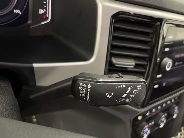 Used 2023 Volkswagen Atlas Cross Sport SE w/ Black Wheel Package image 18