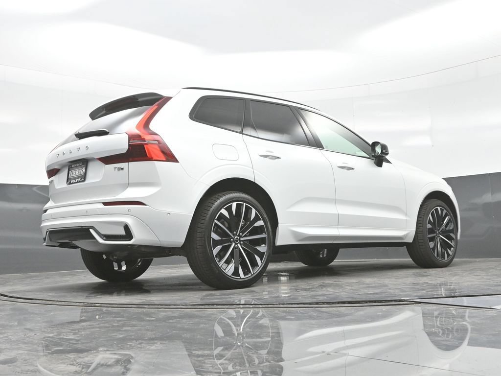 New 2026 Volvo XC60 T8 Ultra w/ Protection Package Premier AWD/4WD image 25