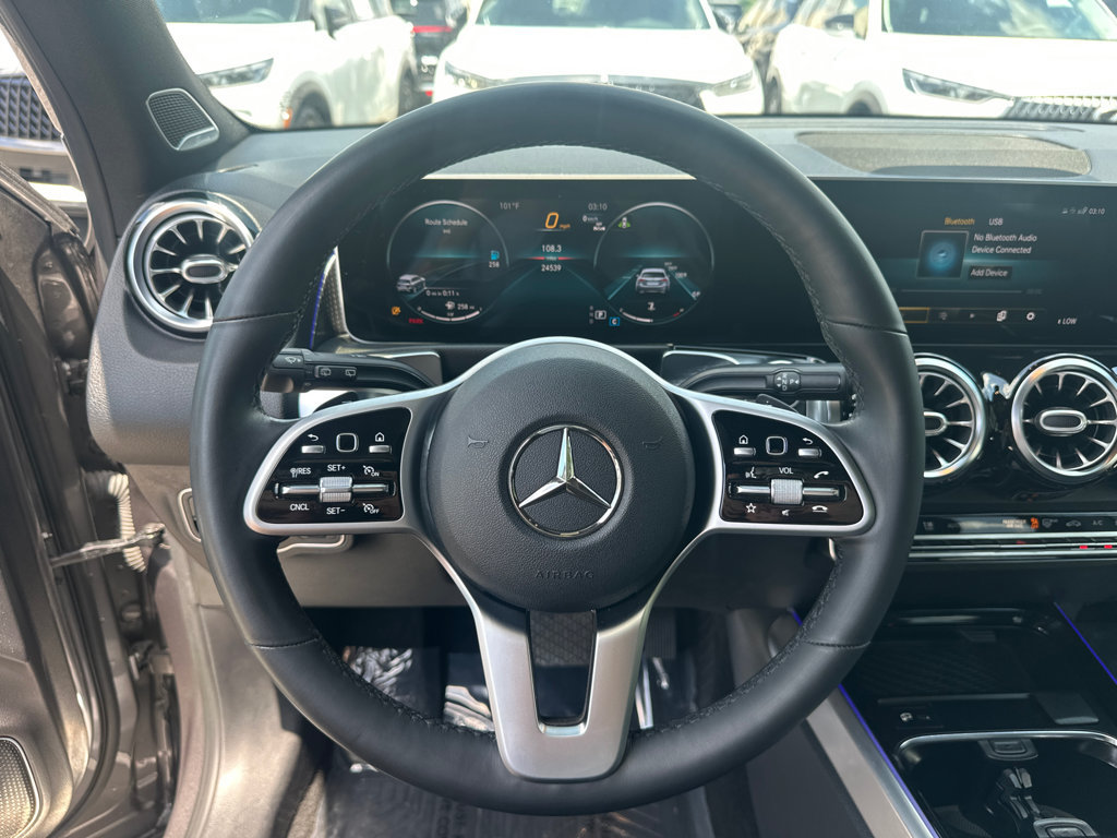 Used 2021 Mercedes-Benz GLB 250 4MATIC image 22