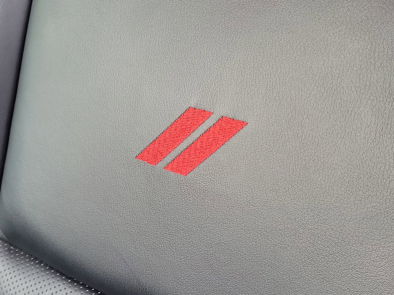 Used 2023 Dodge Durango R/T image 29