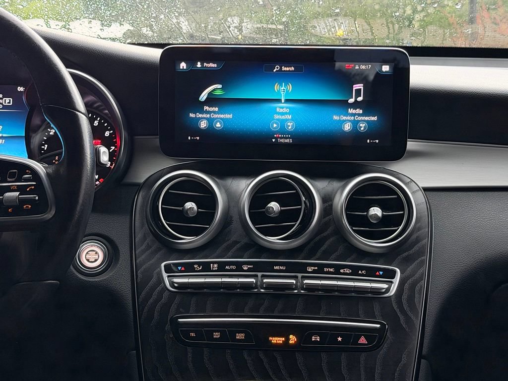Used 2021 Mercedes-Benz GLC 300 image 47