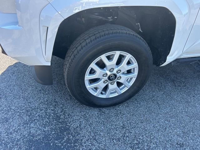 Used 2025 Toyota Tacoma SR5 image 10