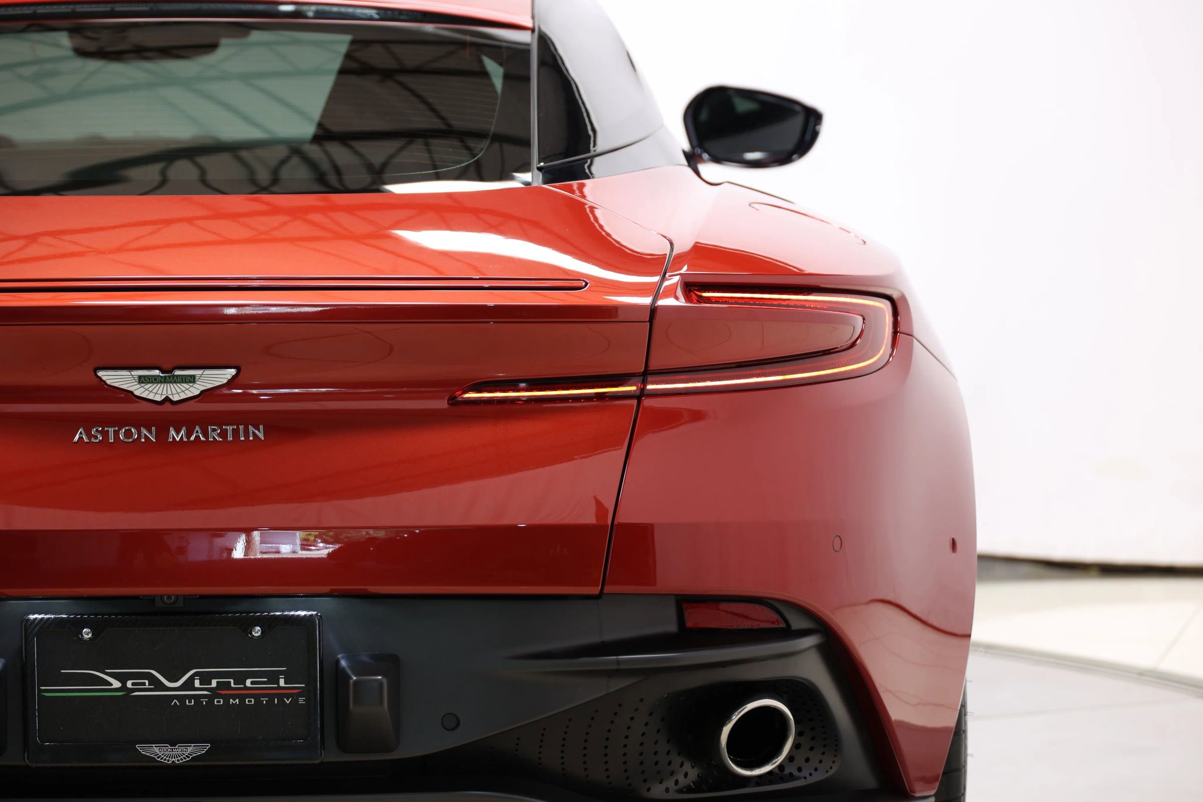 Used 2018 Aston Martin DB11 V12 image 49