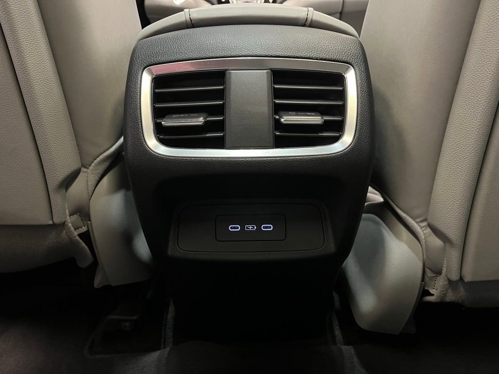 Certified 2024 Acura RDX w/ Technology Package image 16