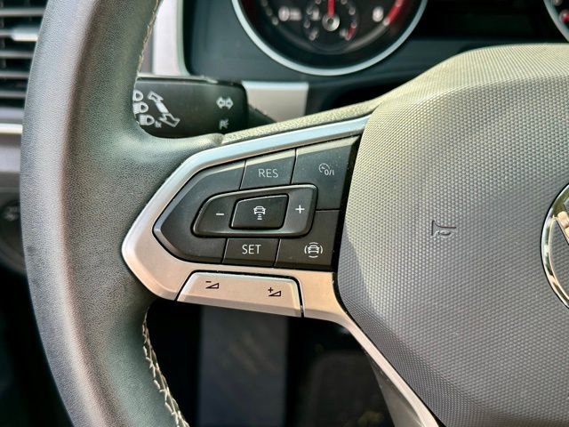 Used 2021 Volkswagen Atlas SE image 32