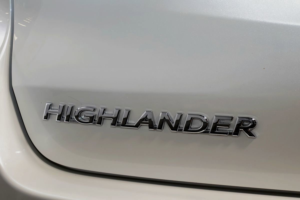 Used 2018 Toyota Highlander SE image 7