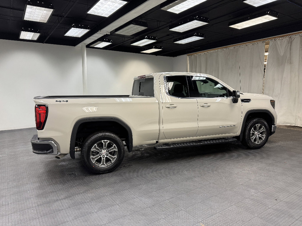 New 2026 GMC Sierra 1500 SLE w/ Preferred Package image 6