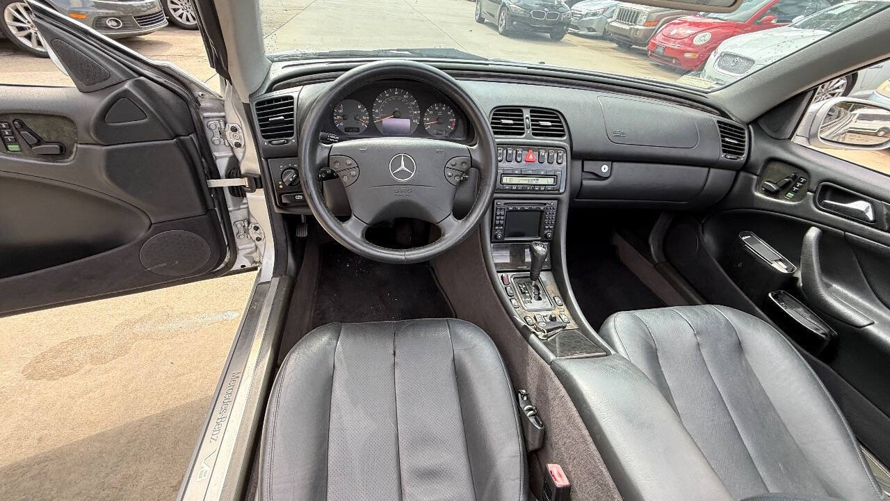 Used 2000 Mercedes-Benz CLK 430 Cabriolet image 40