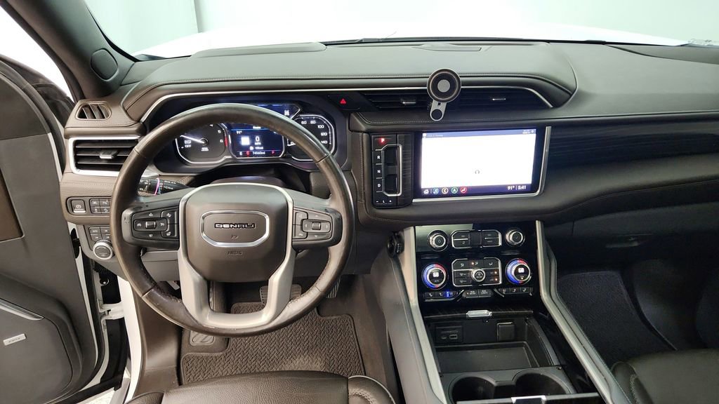 Used 2021 GMC Yukon Denali w/ Denali Ultimate Package image 22