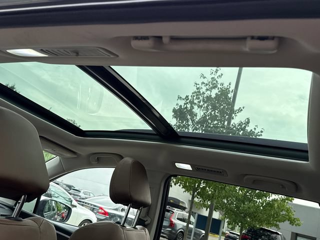 Used 2022 Subaru Ascent Touring AWD/4WD image 27