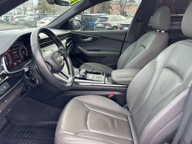 Used 2019 Audi Q8 Premium w/ Convenience Package AWD/4WD image 6