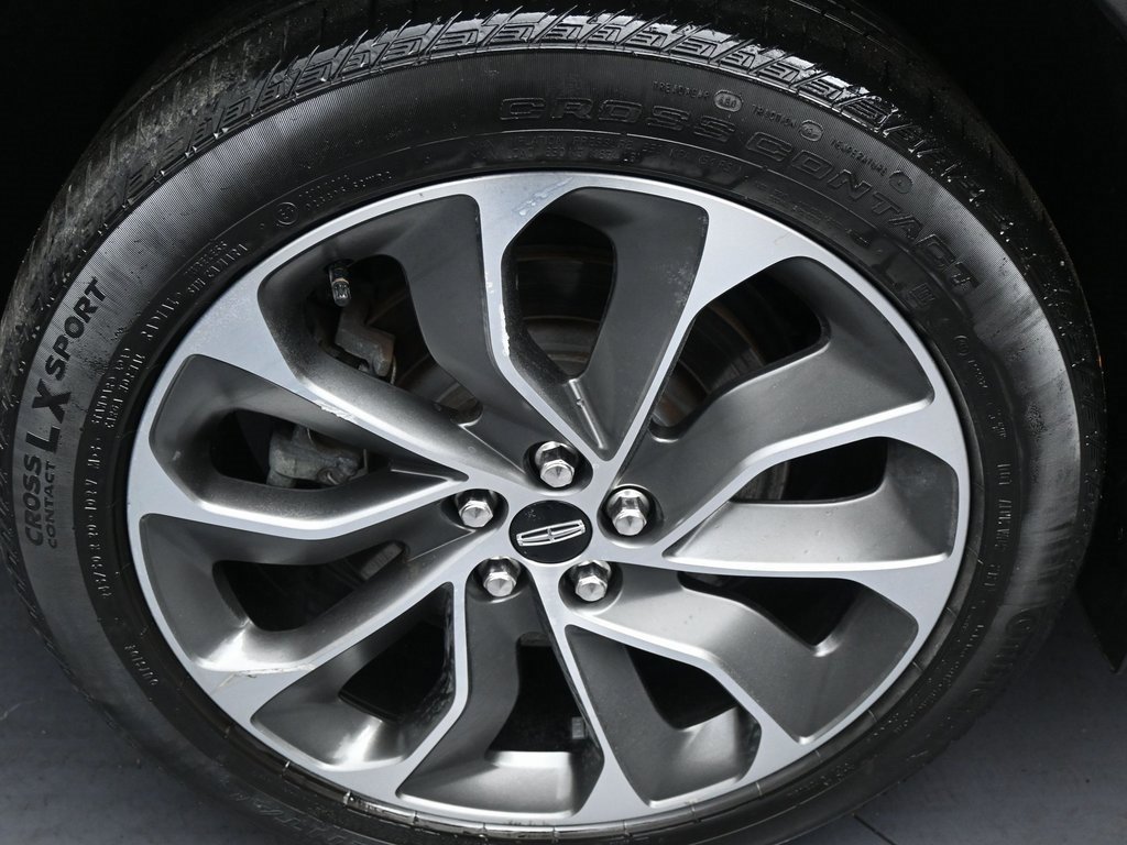 Used 2021 Lincoln Nautilus Reserve w/ Cargo Utility Package image 39