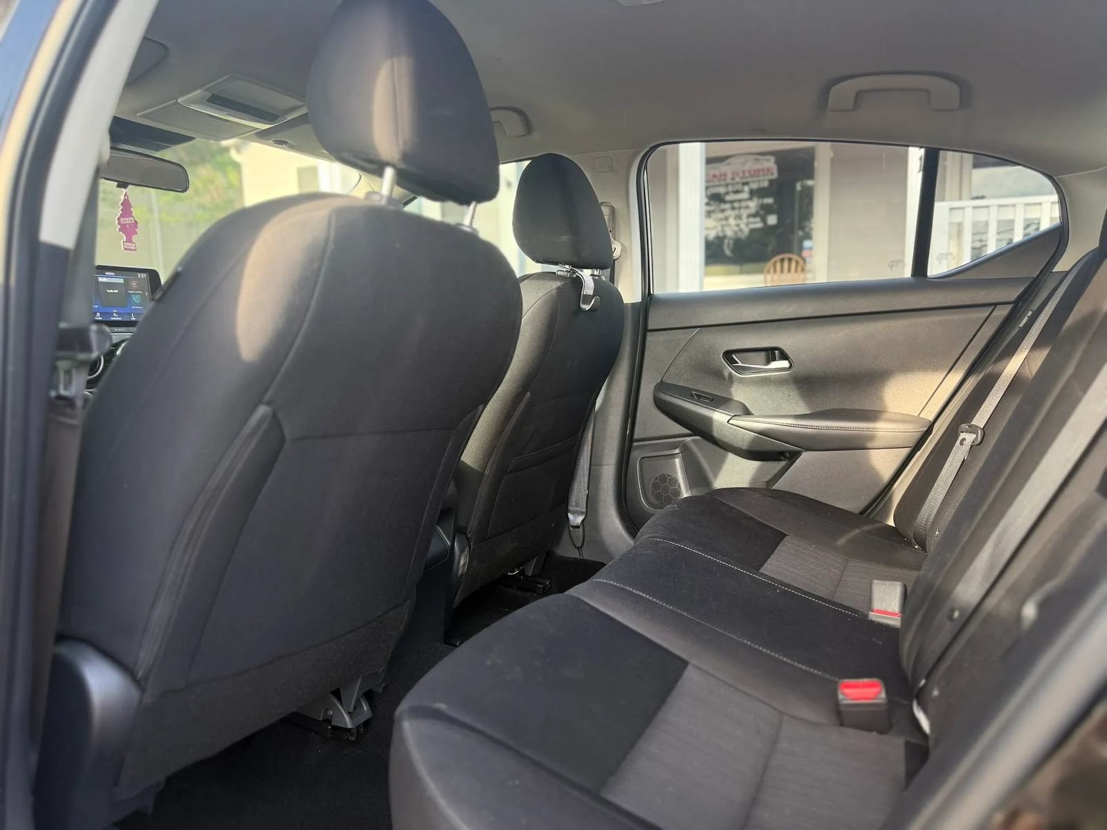 Used 2023 Nissan Sentra SV FWD image 11