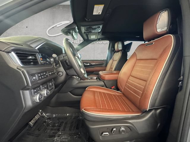 Used 2024 GMC Yukon XL Denali Ultimate AWD/4WD image 19