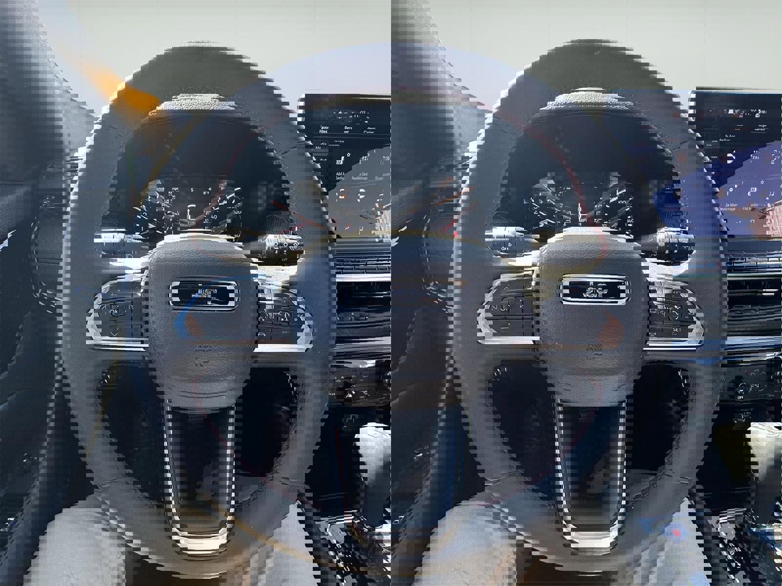 Used 2025 Jeep Compass Trailhawk image 19