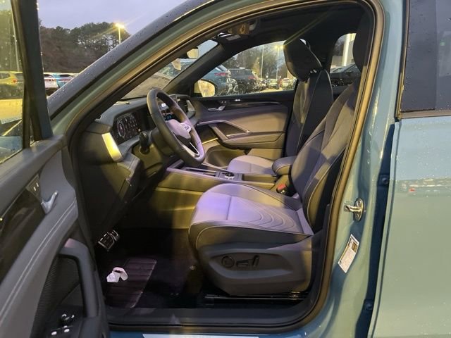 New 2026 Volkswagen Tiguan SE R-Line image 14