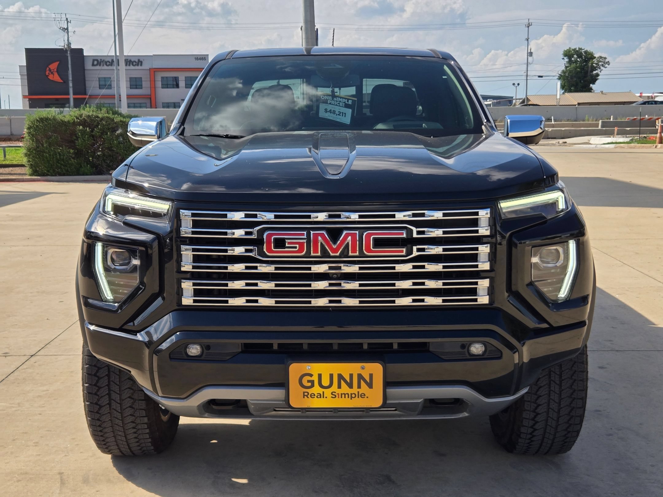 Certified 2025 GMC Canyon Denali AWD/4WD video 2