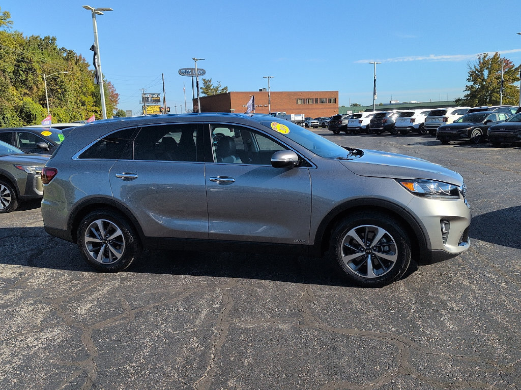 Used 2019 Kia Sorento EX w/ EX Touring Package AWD/4WD image 2