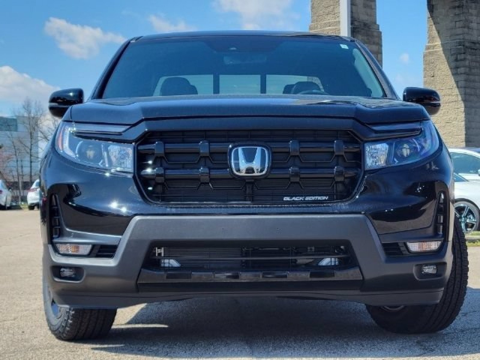 New 2026 Honda Ridgeline Black Edition image 2