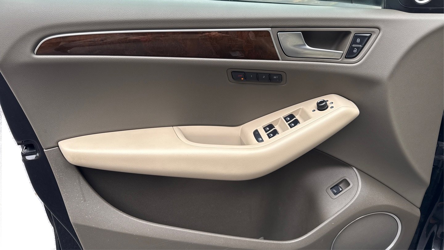 Used 2011 Audi Q5 2.0T Premium Plus image 44