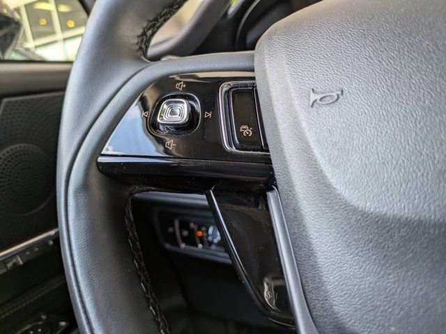 Used 2023 Lincoln Corsair Reserve w/ Equipment Group 201A image 24