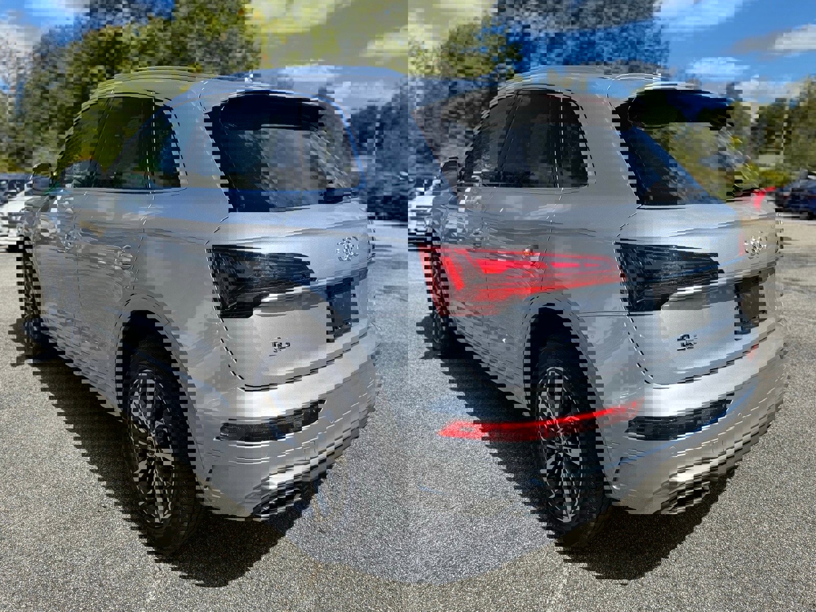 Used 2022 Audi Q5 2.0T Premium Plus w/ Premium Plus Package image 4