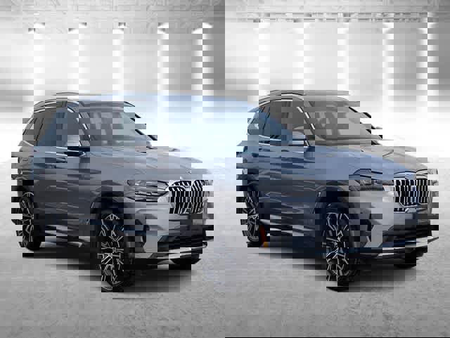 Used 2023 BMW X3 xDrive30i image 2