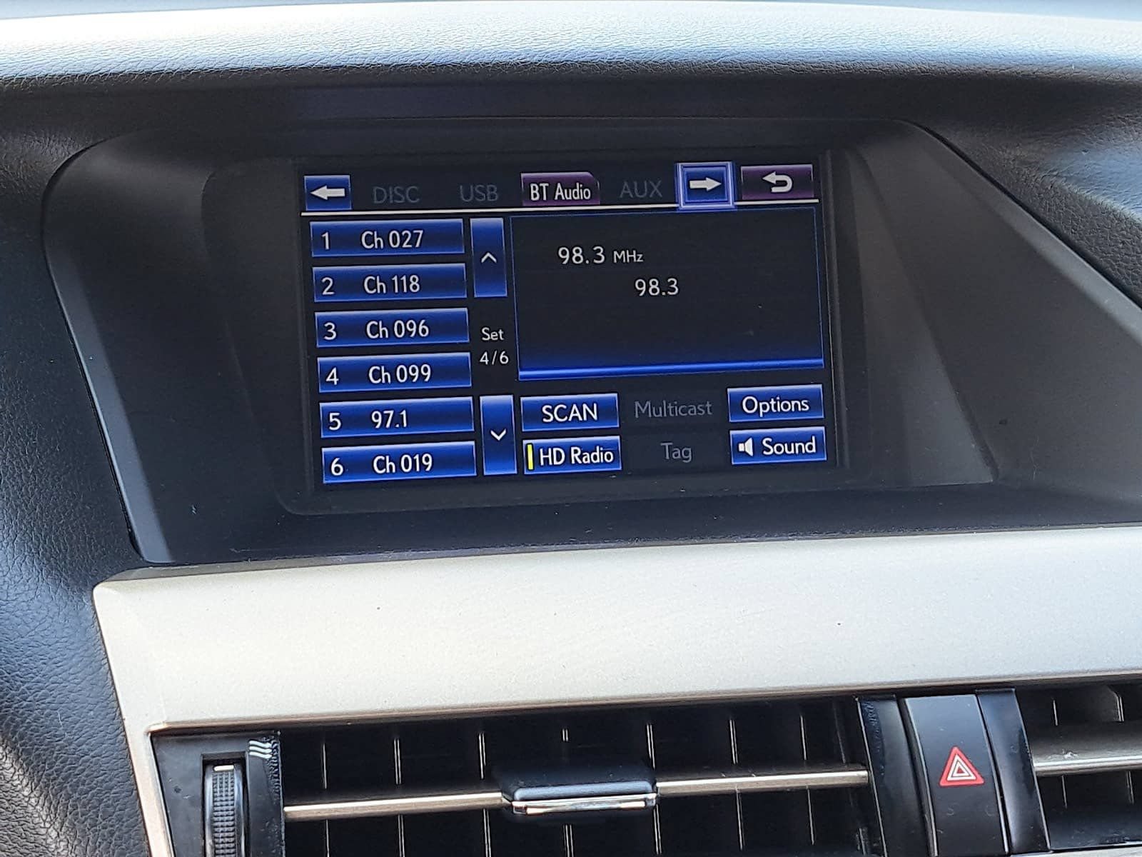 Used 2014 Lexus RX 450h AWD image 24
