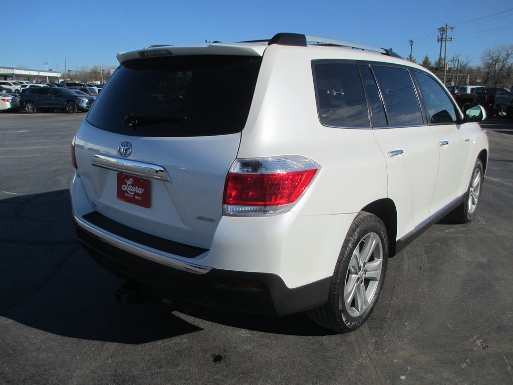 Used 2013 Toyota Highlander Limited image 3