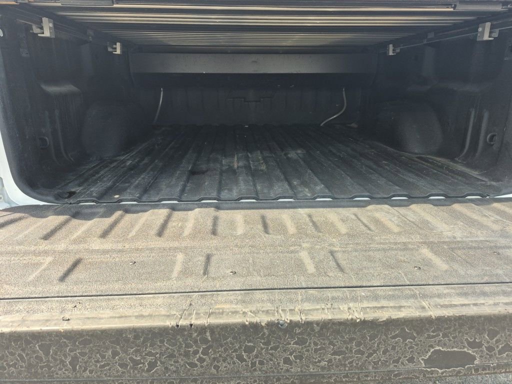 Used 2018 Chevrolet Silverado 1500 High Country image 23