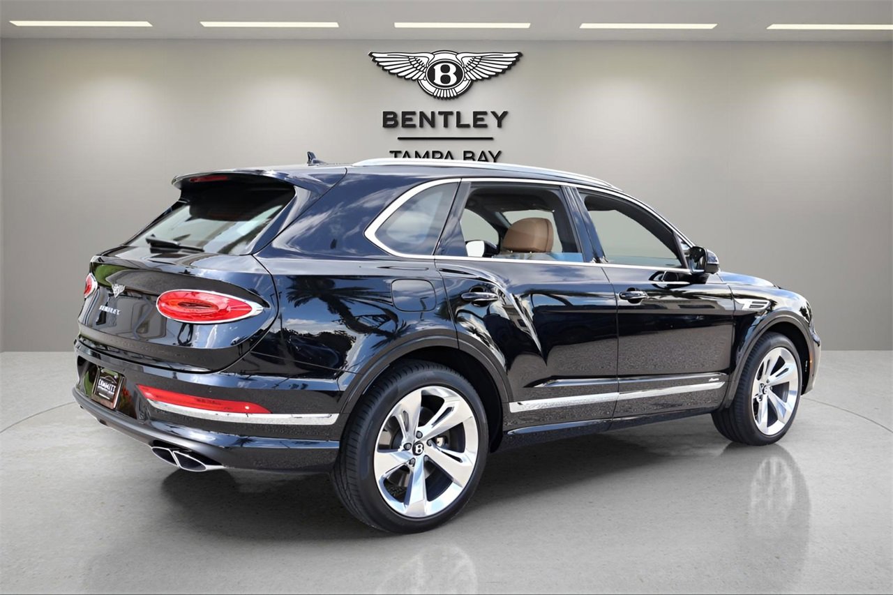 New 2025 Bentley Bentayga image 8