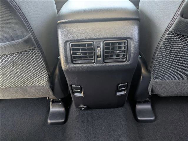 Used 2016 Toyota 4Runner SR5 AWD/4WD image 13