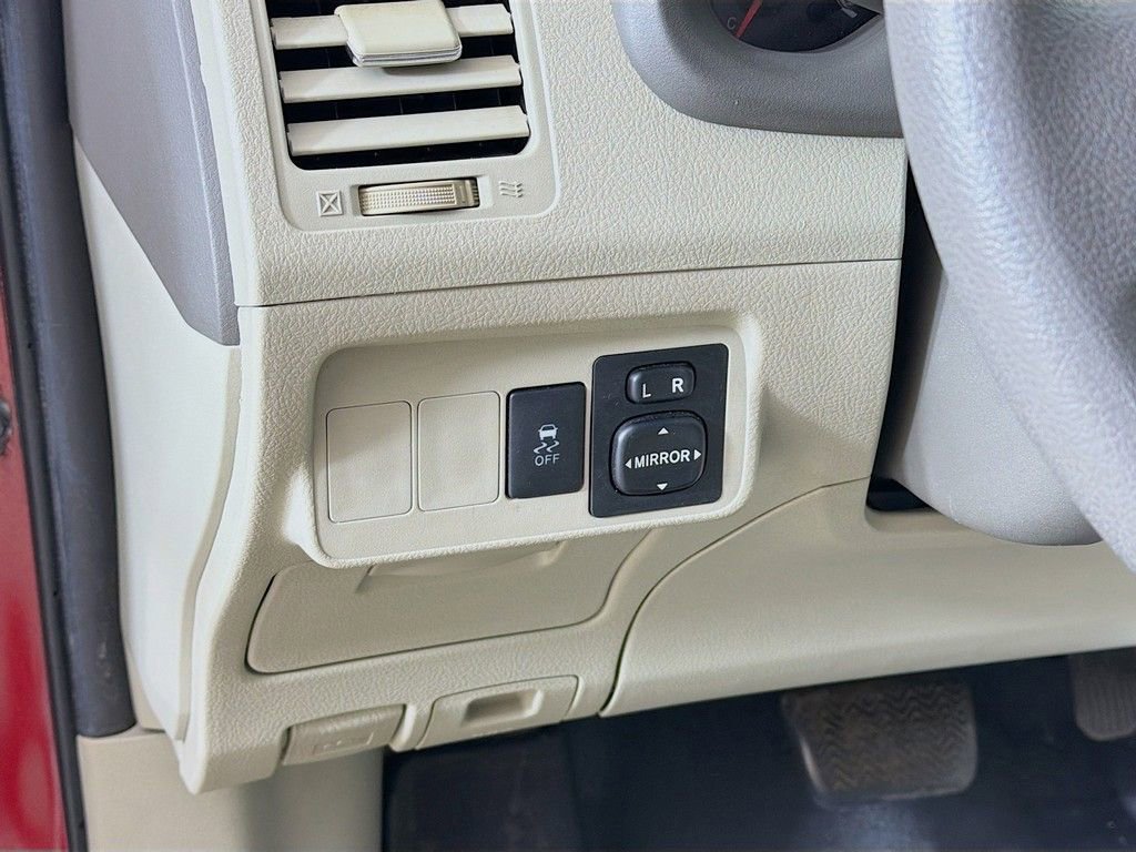 Used 2010 Toyota Corolla LE FWD image 22