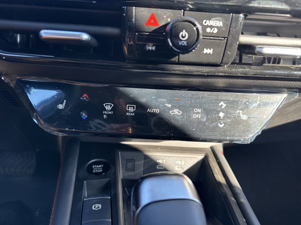 New 2026 Nissan Kicks SR w/ SR Premium Package AWD/4WD image 25