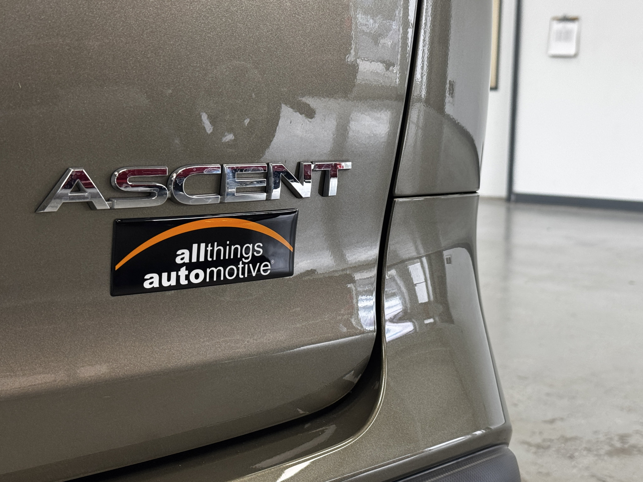 Used 2024 Subaru Ascent Premium w/ Convenience Package AWD/4WD image 36