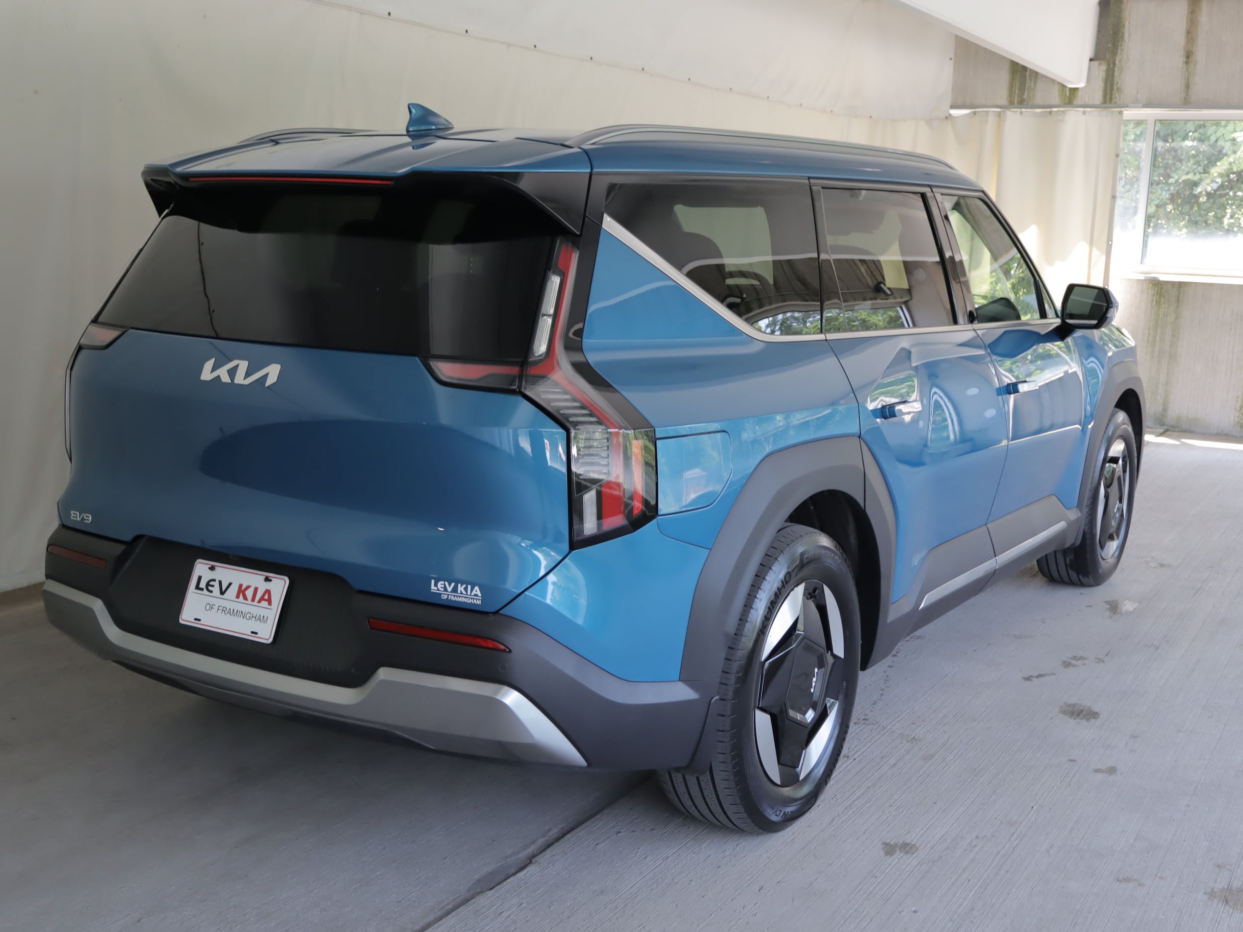 Used 2024 Kia EV9 Wind AWD/4WD image 7