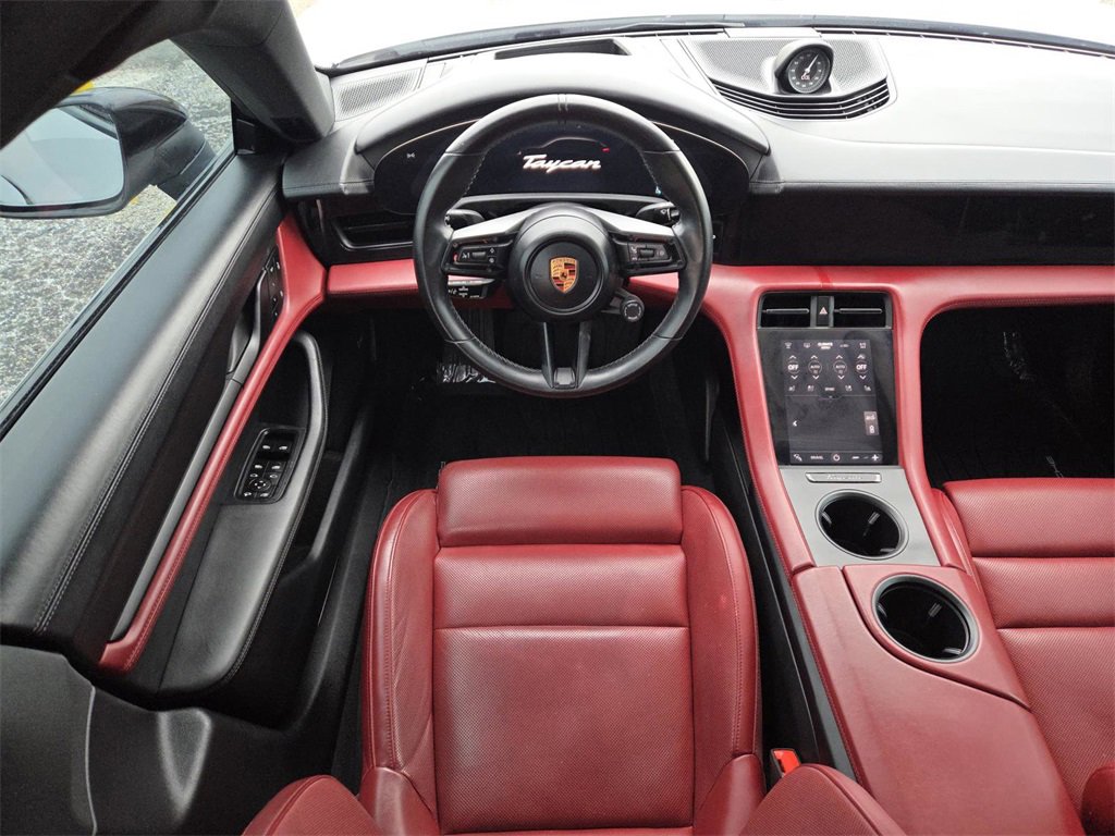 Used 2022 Porsche Taycan 4S image 24