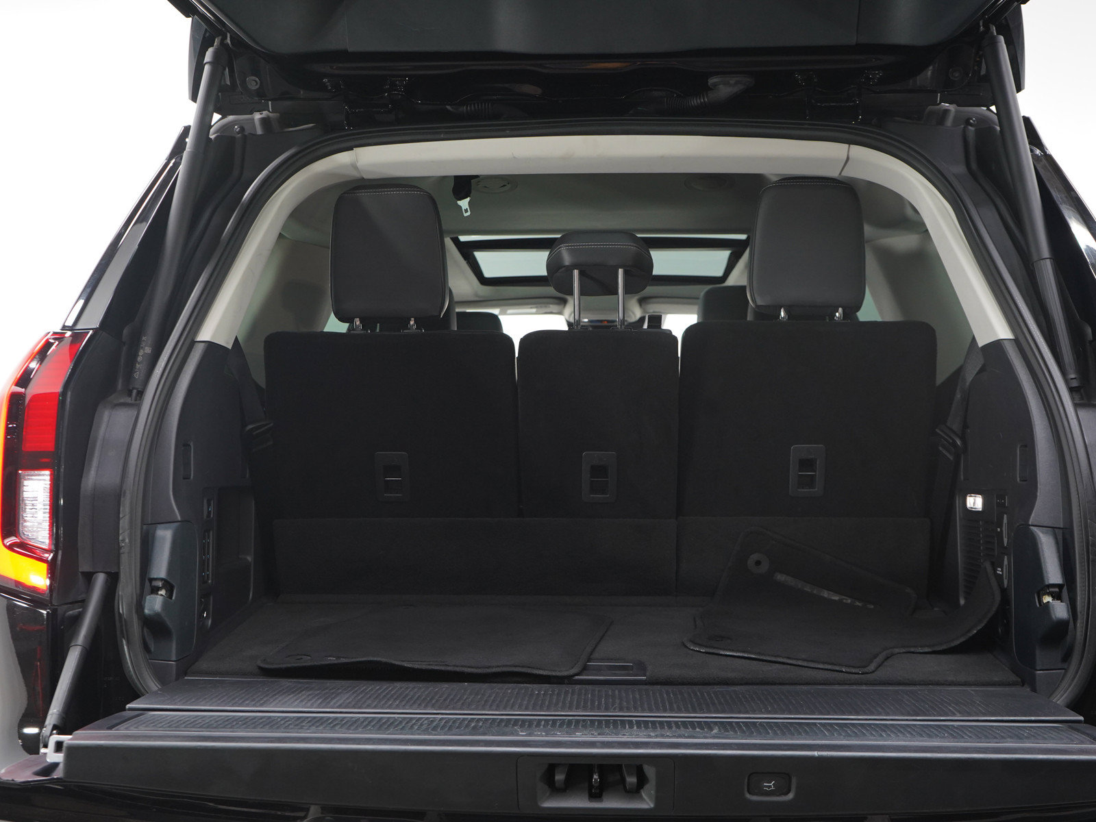 Used 2025 Ford Expedition Platinum AWD/4WD image 18
